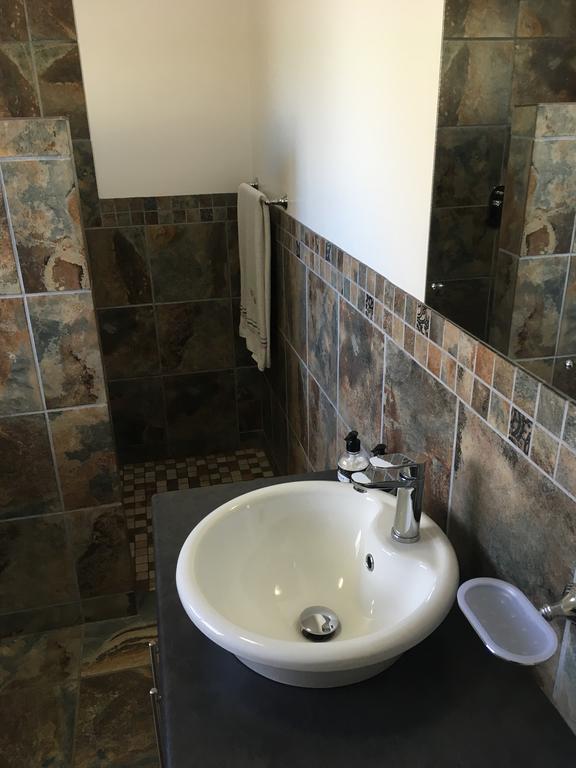 Van Biljon Cottage No Loadshedding Oudtshoorn Bagian luar foto