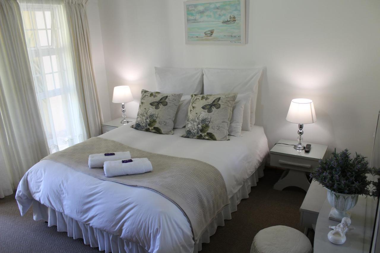Van Biljon Cottage No Loadshedding Oudtshoorn Bagian luar foto